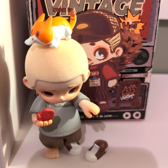 Buy 2 Get 1 FREE ♥️ 'Nook' Collectible Figure Confirmed -"Compass" - Picture 6 of 7